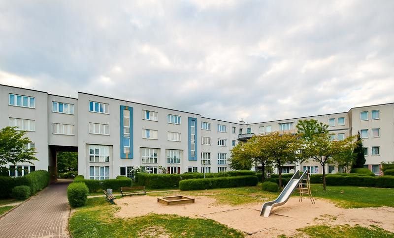 Wohnung zur Miete nur mit Wohnberechtigungsschein 494,81 € 2 Zimmer 82 m²<br/>Wohnfläche 13.10.2024<br/>Verfügbarkeit Breisgauer Str. 22 Baumheide Bielefeld 33609