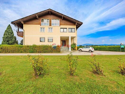 Hotel zum Kauf 9 Zimmer 18 Betten 1.442 m² Grundstück St. Jakob im Rosental 9184