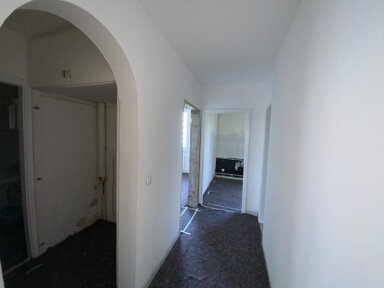 Wohnung zur Miete 819 € 4 Zimmer 88,2 m² 3. Geschoss frei ab 11.10.2024 Euskirchener Straße 74 Erfttal Neuss 41469