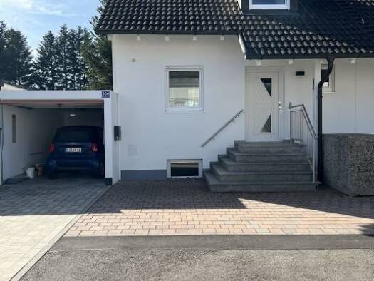 Doppelhaushälfte zur Miete 1.380 € 4 Zimmer 120 m² 150 m² Grundstück frei ab 01.10.2025 Denkendorf 85095