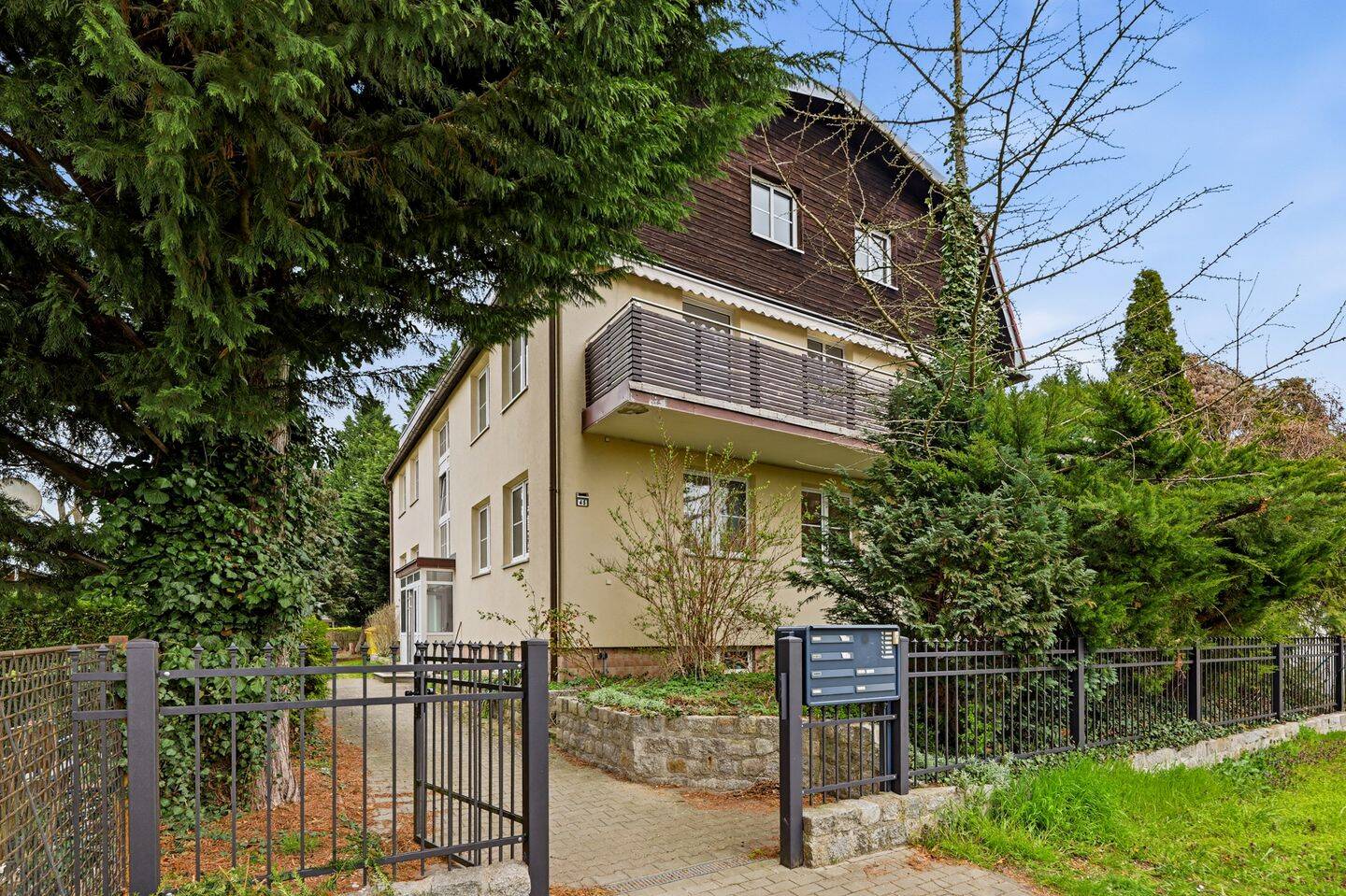 Haus zum Kauf - Ansicht 2