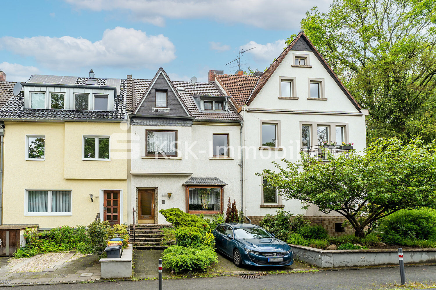 Reihenmittelhaus zum Kauf 449.000 € 8 Zimmer 153 m²<br/>Wohnfläche 705 m²<br/>Grundstück Dellbrück Köln 51069