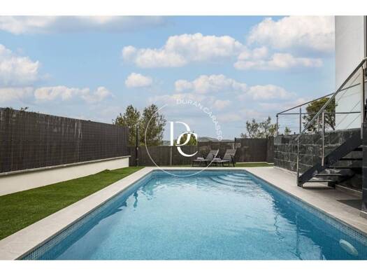 Villa zum Kauf 680.000 € 3 Zimmer 224 m² 427 m² Grundstück Canyelles 08811
