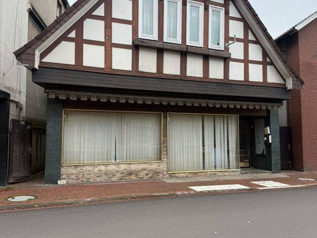 Wohn- und Geschäftshaus zum Kauf 75.000 € 7 Zimmer 133 m² 208 m² Grundstück Essen Essen (Oldenburg) 49632