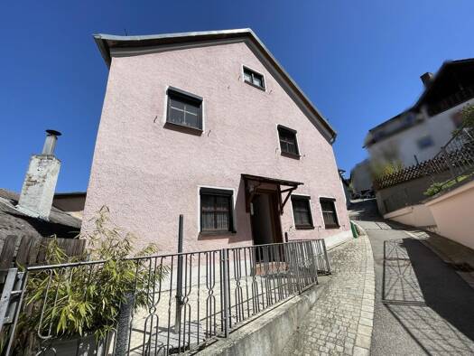 Einfamilienhaus zum Kauf 150.000 € 5 Zimmer 127 m² 152 m² Grundstück frei ab sofort Altmannstein Altmannstein 93336