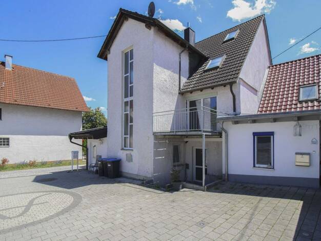 Mehrfamilienhaus zum Kauf als Kapitalanlage geeignet 680.000 € 11 Zimmer 264,5 m² 207 m² Grundstück Nersingen 89278