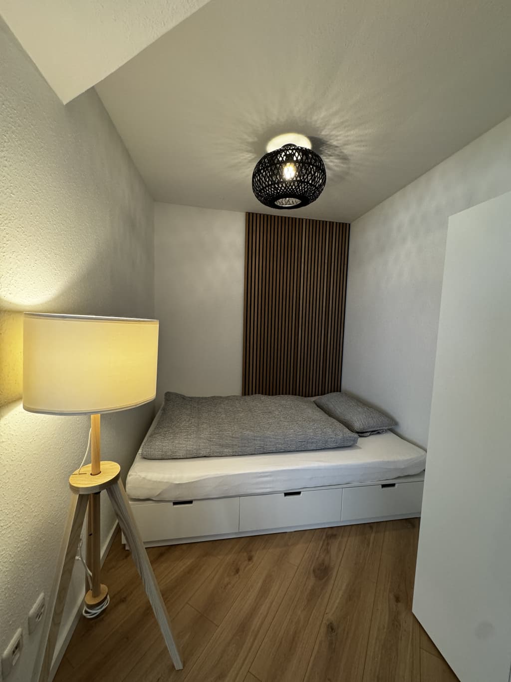 Wohnung zur Miete Wohnen auf Zeit 999 € 1 Zimmer 33 m²<br/>Wohnfläche 15.01.2025<br/>Verfügbarkeit Stromgasse St. Jakob Aachen 52064