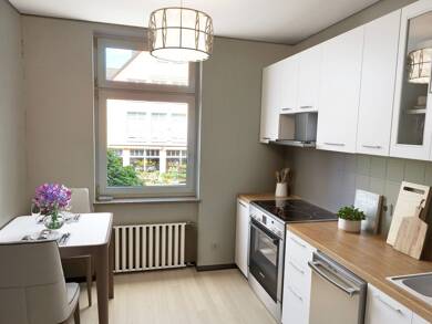 Wohnung zur Miete 900 € 3 Zimmer 91,9 m² 1. Geschoss frei ab sofort Bismarckstr. 2 Rochlitz Rochlitz 09306
