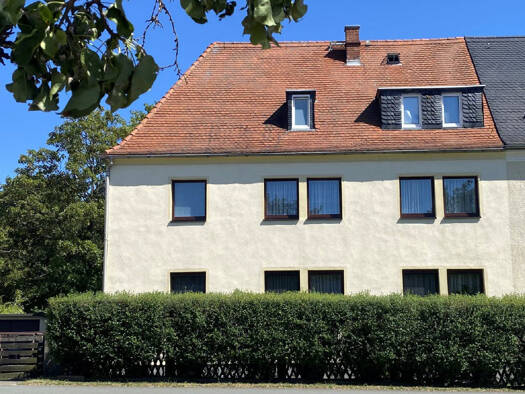 Doppelhaushälfte zum Kauf 225.000 € 12 Zimmer 255 m² 1.570 m² Grundstück frei ab 01.09.2026 Altriesa Riesa 01589