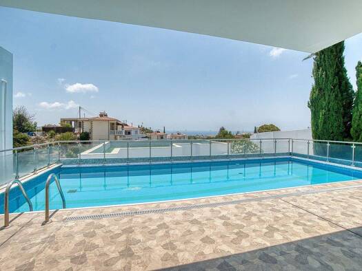 Wohnung zur Miete provisionsfrei 750 € 2 Zimmer 55 m² Pegeia 8560