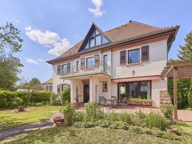 Villa zum Kauf 1.075.000 € 8 Zimmer 220 m² 694 m² Grundstück Bickenbach 64404