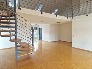 Penthouse zur Miete 1.350 € 2,5 Zimmer 120 m² Dachgeschoss, 4. Geschoss frei ab sofort Lörrach 79539