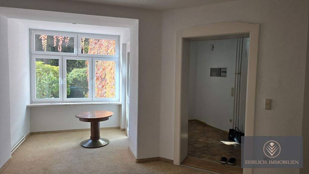 Wohnung zur Miete 320 € 2 Zimmer 65 m² Bahnhofstraße 109 Reichenbach 08468