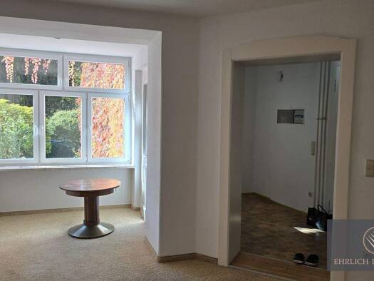 Wohnung zur Miete 320 € 2 Zimmer 65 m² Bahnhofstraße 109 Reichenbach Reichenbach 08468