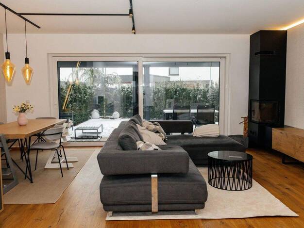 Doppelhaushälfte zum Kauf - Erstbezug provisionsfrei 810.000 € 4 Zimmer 124 m² 300 m² Grundstück frei ab 01.05.2026 Leopoldsdorf 2333