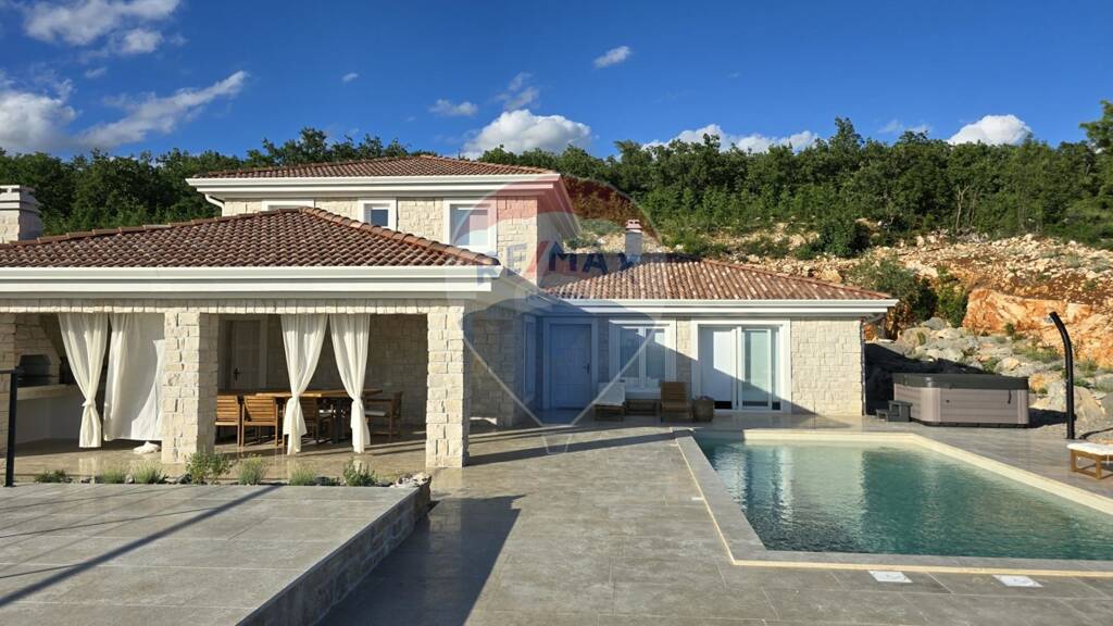 Villa zum Kauf 1.537.500 € 5 Zimmer 200 m² 1.200 m² Grundstück Crikvenica 51260