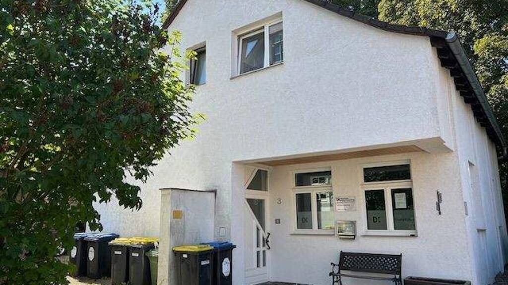 Einfamilienhaus zum Kauf 143.000 € 4 Zimmer 125 m² 135 m² Grundstück Hessisch Lichtenau 37235