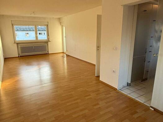 Wohnung zur Miete 830 € 3 Zimmer 83 m² frei ab 01.04.2026 Meyernberg Bayreuth 95447