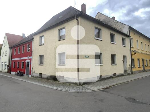 Einfamilienhaus zum Kauf 175.000 € 6 Zimmer 180 m² 309 m² Grundstück Oberviechtach 92526