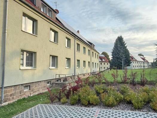 Wohnung zur Miete 405 € 4 Zimmer 64 m² frei ab sofort Otto-Buchwitz-Straße 11 Mülsen St Jacob Mülsen 08132