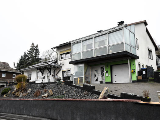 Mehrfamilienhaus zum Kauf 6 Zimmer 215 m² 1.481 m² Grundstück Oberer Meißnerblick 33 Laudenbach Großalmerode 37247