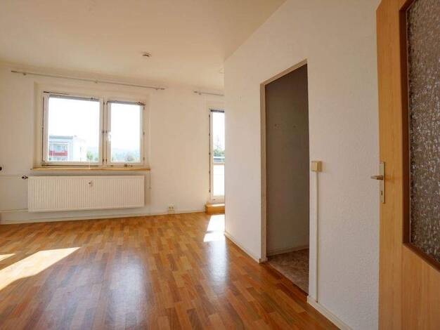 Wohnung zur Miete 210 € 1 Zimmer 34,2 m² 4. Geschoss Kastanienweg 3 Chrieschwitz Plauen 08529