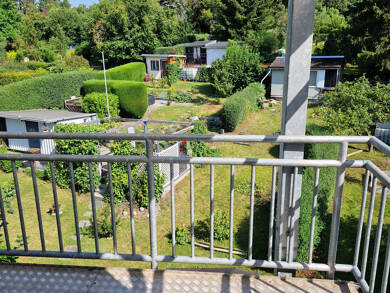 Wohnung zur Miete 350 € 3 Zimmer 77 m² Dachgeschoss, 3. Geschoss frei ab sofort Schützenstraße 46 Reichenbach Reichenbach 08468