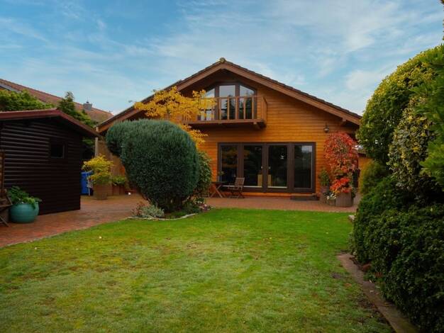 Einfamilienhaus zum Kauf 549.000 € 7 Zimmer 291 m² 1.352 m² Grundstück Hüttenbusch Worpswede 27726