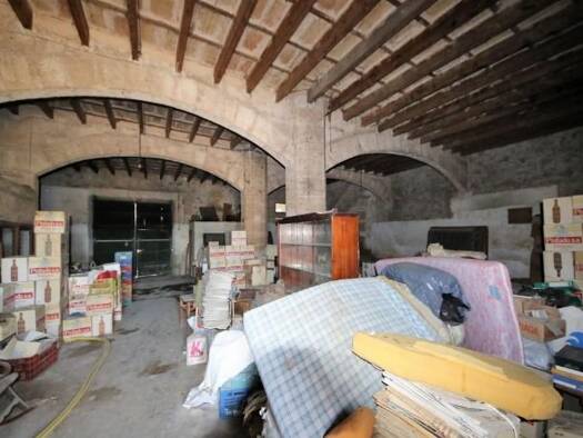 Haus zum Kauf 430.000 € 7 Zimmer 414 m² 514 m² Grundstück Petra