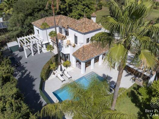 Villa zum Kauf provisionsfrei 1.998.000 € 6 Zimmer 235 m² 1.065 m² Grundstück Benahavis 29679