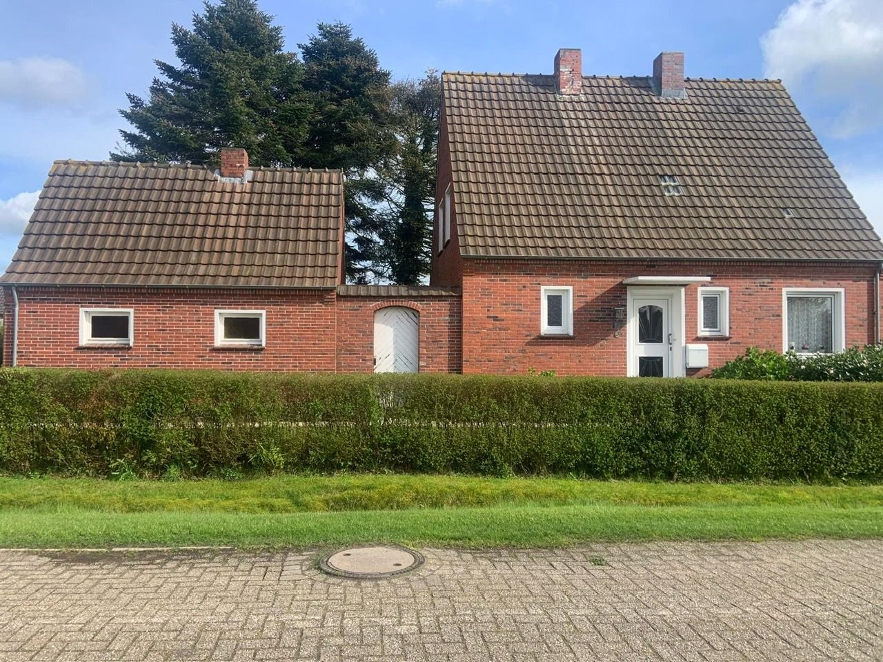 Einfamilienhaus zum Kauf provisionsfrei 135.000 € 3 Zimmer 75 m²<br/>Wohnfläche 1.067 m²<br/>Grundstück Halbemond 26524