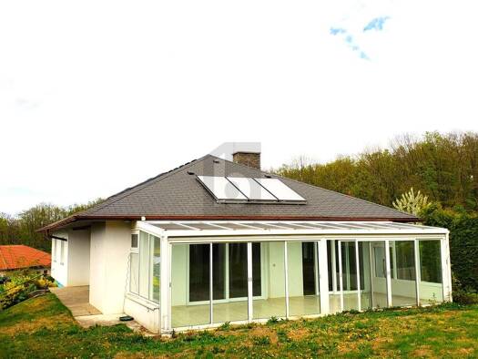 Einfamilienhaus zur Miete 2.860 € 8 Zimmer 260 m² 890 m² Grundstück Würnitz 2112