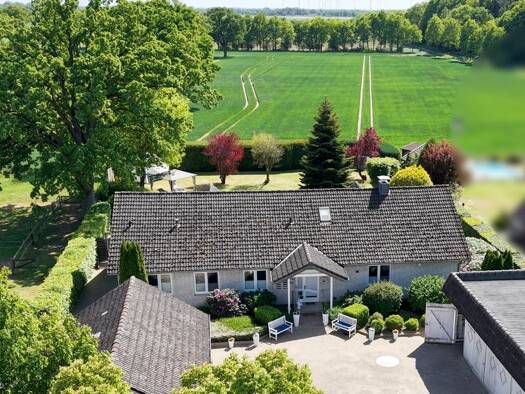 Einfamilienhaus zum Kauf 449.000 € 10 Zimmer 251,3 m² 1.974 m² Grundstück Thedinghausen 27321