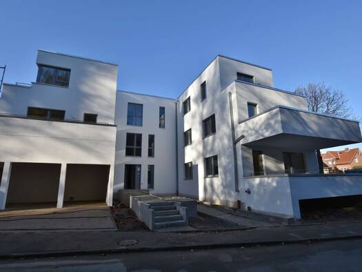 Wohnung zur Miete 700 € 2 Zimmer 87,6 m² frei ab sofort Schillerstr 3a Barsinghausen 30890
