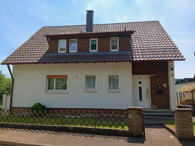 Mehrfamilienhaus zum Kauf provisionsfrei 396.000 € 6 Zimmer 132 m² 321 m² Grundstück Weitmars Lorch-Weitmars 73547