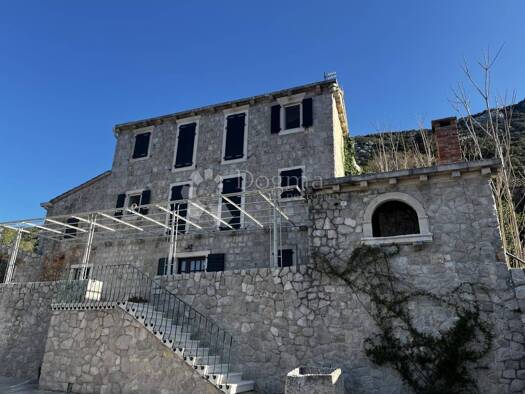 Einfamilienhaus zum Kauf 1 € 16 Zimmer 320 m² Trpanj Trpanj 20240