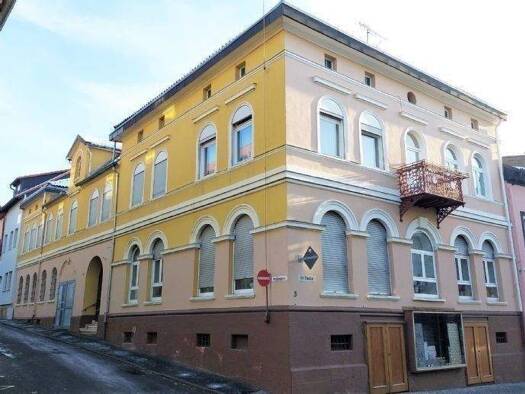 Haus zum Kauf 179.000 € 397 m² Grundstück Tann Tann 36142