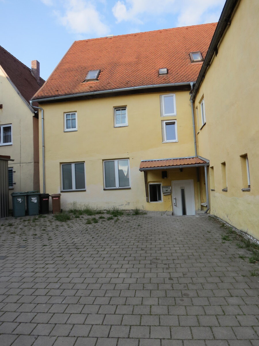 Wohnung zur Miete 850 € 4 Zimmer 90 m²<br/>Wohnfläche EG<br/>Geschoss Feuchtwangen Feuchtwangen 91555