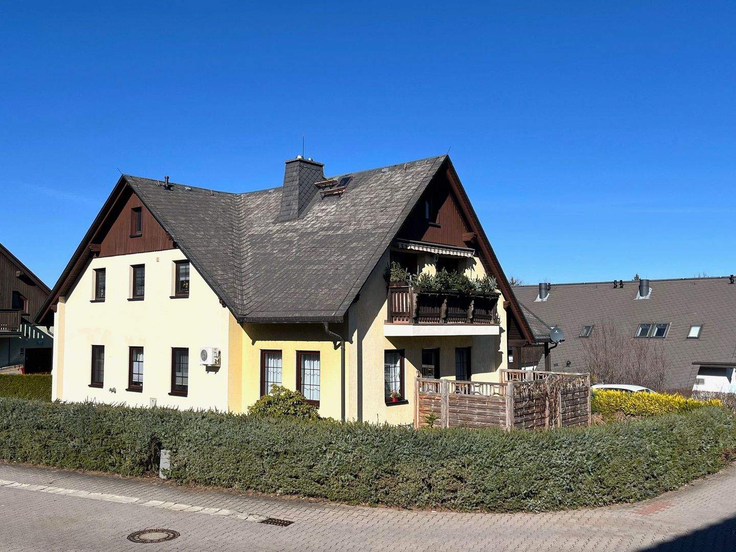 Immobilie in Dippoldiswalde - Malter-Talsperre Paulsdorf - ein Haus, ein Grundstück = 3 ETW+ 1 Gewerbe Komplettverkauf - Bild 2