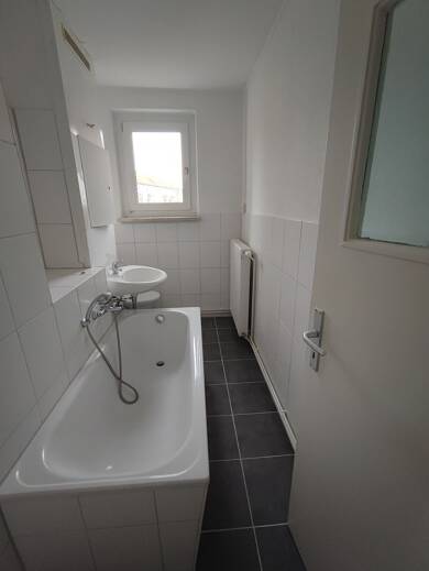 Wohnung zur Miete 338 € 3 Zimmer 58,2 m² 1. Geschoss Arthur-Scheibner-Straße 23 Merseburg Merseburg 06217