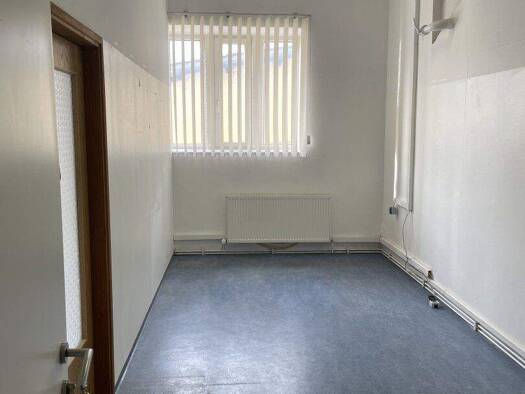 Büro zur Miete 8,50 € 17 m² Bürofläche Mattighofen 5230