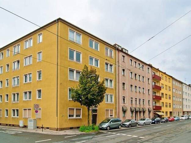 Wohnung zur Miete 574 € 2 Zimmer 52,2 m² 3. Geschoss frei ab 28.02.2026 Pirckheimer Straße 125 Maxfeld Nürnberg 90409