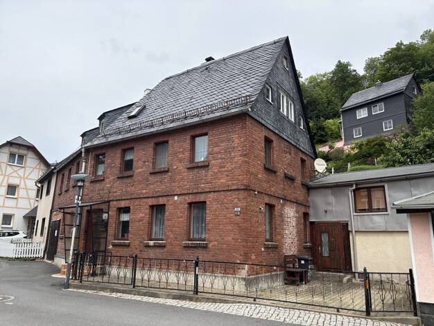 Einfamilienhaus zum Kauf 115.000 € 219,5 m² 327 m² Grundstück Lobenstein Bad Lobenstein 07356