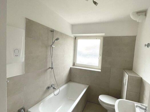 Wohnung zur Miete 555 € 2 Zimmer 52,1 m² EG frei ab 01.03.2026 Schweppermannstraße 30 Amberg 92224