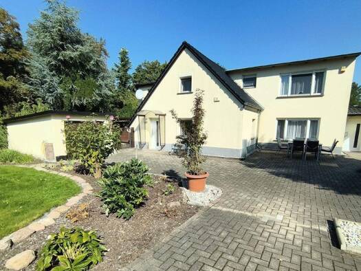 Mehrfamilienhaus zum Kauf 640.000 € 10 Zimmer 215 m² 1.850 m² Grundstück Thekla Leipzig 04349