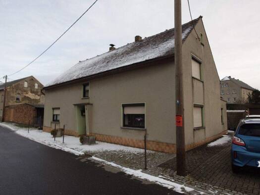 Einfamilienhaus zum Kauf 149.500 € 5 Zimmer 161,2 m² 350 m² Grundstück Kindisch Elstra / Kindisch 01920