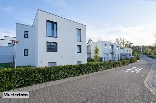 Mehrfamilienhaus zum Kauf 815.000 € 5 Zimmer 187 m²<br/>Wohnfläche 585 m²<br/>Grundstück Peisserstraße Ingolstadt 85053