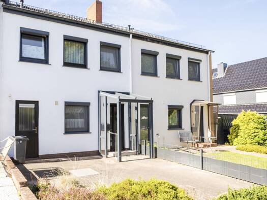 Reihenmittelhaus zum Kauf 285.000 € 4 Zimmer 85 m² 180 m² Grundstück frei ab sofort Oyten Oyten 28876