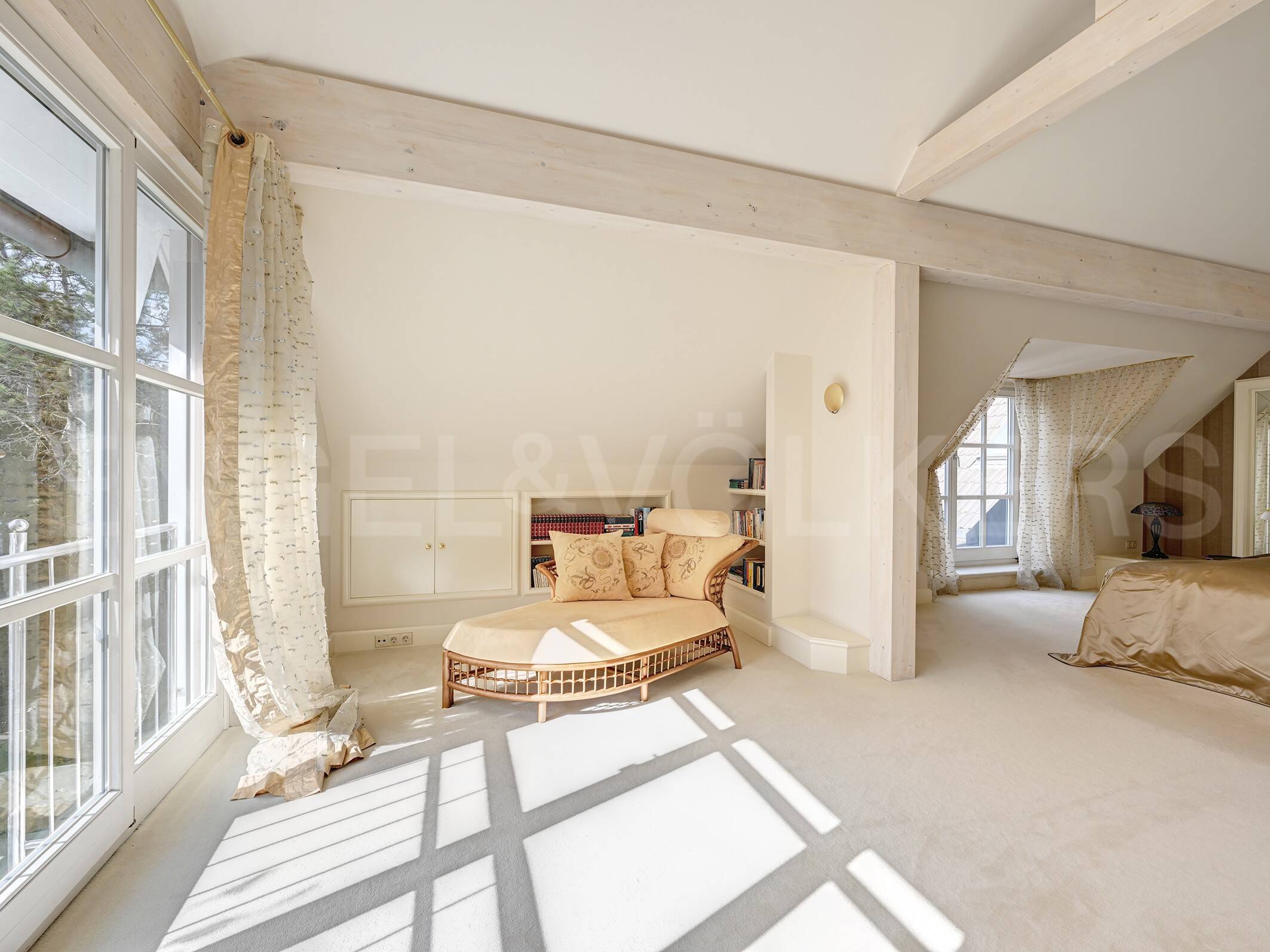 Property thumbnail 11