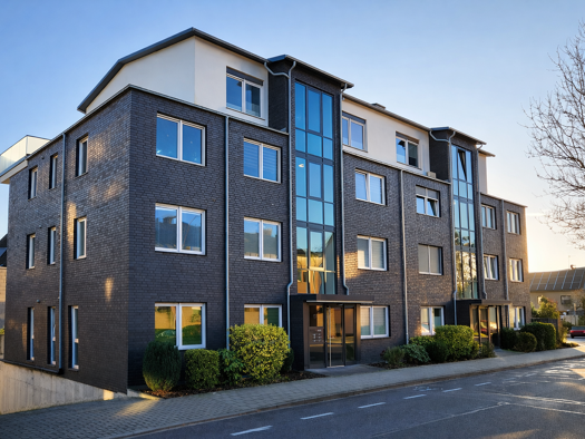 Wohnung zur Miete 850 € 2 Zimmer 70,2 m² 3 Geschosse frei ab 01.01.2026 Myllendonker Straße 172 Lürrip Mönchengladbach 41065